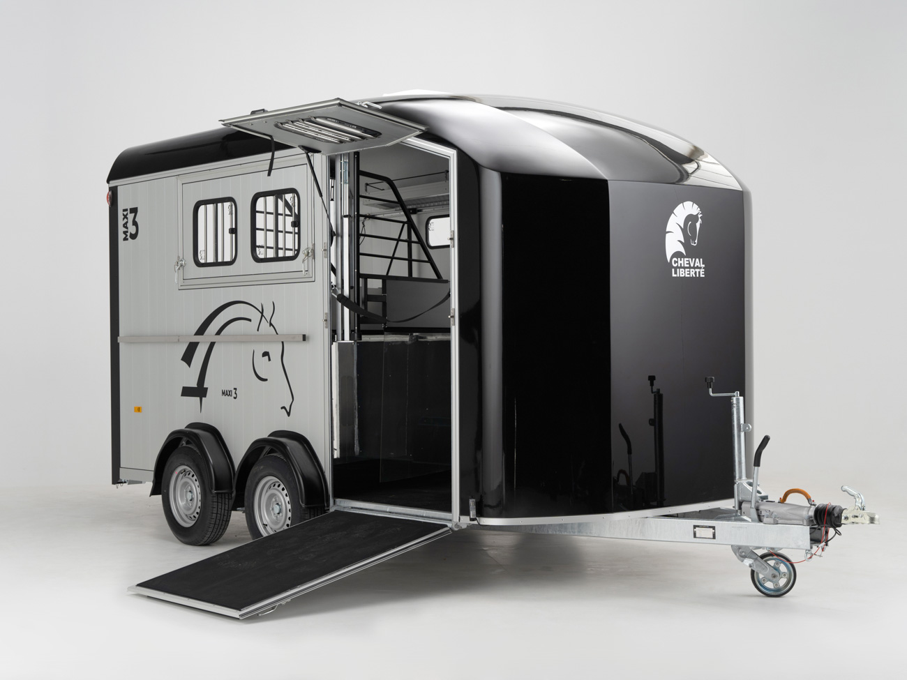 remolque caballos maxi 3 cheval liberte 2 remolque caballos maxi 3 cheval liberte 2
