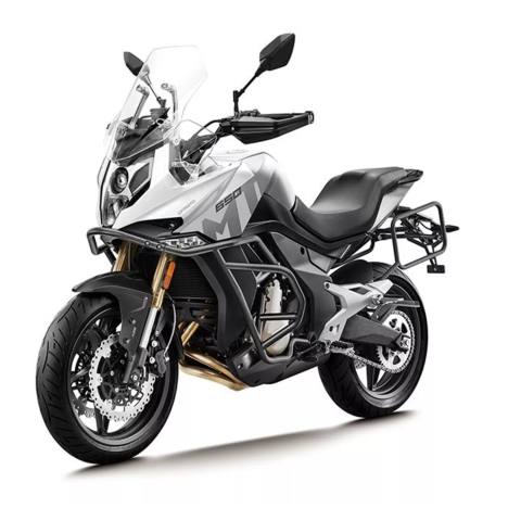 CF MOTO 650 MT (2022)